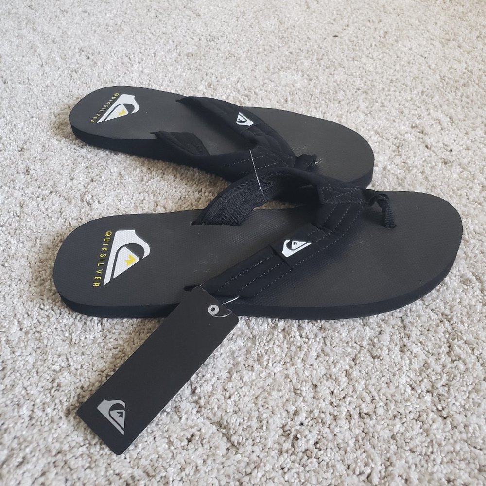 NEW Quicksilver Men's Black Quilted Flip Flop Size 13
